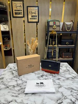 COAC_H KLARE CROSSBODY SIGNATURE CANVAS WITH RIVETS OG BOX AND DUST BAG PREMIUM QUALITY (BLACK) (V-4322)