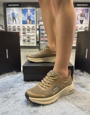 Skechers-men-shoes-slip-on-shoes-lightweight-cushioning-sneakers