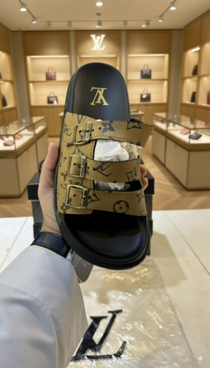 Louis-Vuitton-mule-sandals