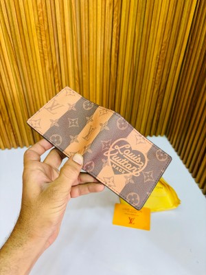 303 LV LOUIES VITTON WALLET