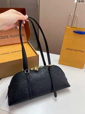 Louis_vuitton Monogram shoulder bag With Double box 774