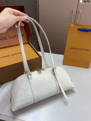 Louis_vuitton Monogram shoulder bag With Double box 775