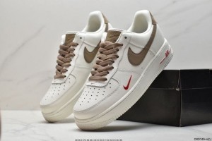 Nik e Airforce 1 Mini red swoosh milk coffee