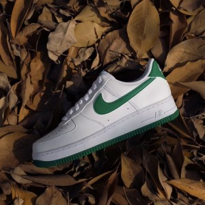NIK E AIRFORCE 1 MALACHITE GREEN