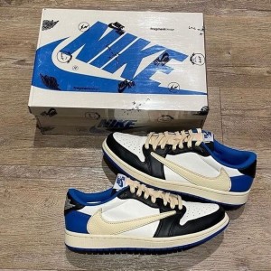 Nik e Air Jordan Retro 1 Low X Travis Scott Fragment