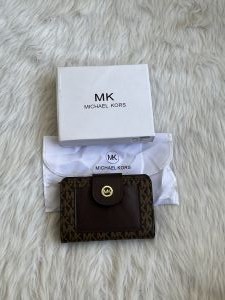 Michael_Kors_117_Flap_Wallet_With_OriginalBox_DustCover_Premium