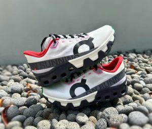 On Cloudboom Strike Limelight-Wolf