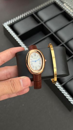 Cartie_r baignoire with  bracelet