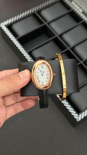 Cartie_r baignoire with  bracelet