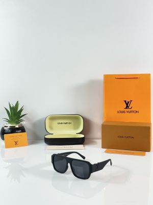 Louis_Vuitton_2686_Mate_Black