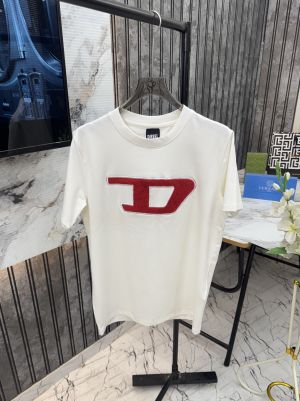 DIESEL.100%.IMPORTED.FABRIC.VERY.PREMIUM.ROUND.NECK.TSHIRT.MR284