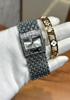 Loui s Vuitton Watch For 441