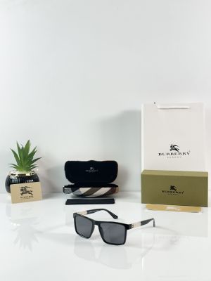 Burberry_8233_Shine_Black