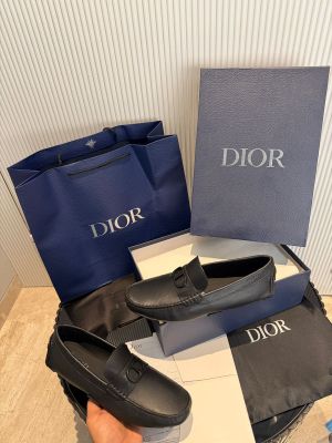 Dio_R black grained calfskin leather loafers