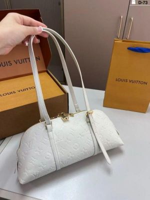 Louiis_vuitton Monogram shoulder bag With Double box 775