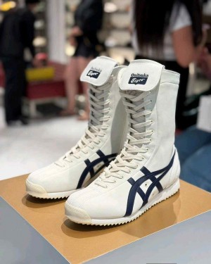 Onitsukaa Tiger MEXICO 66 BOXING CREAMPEACOAT