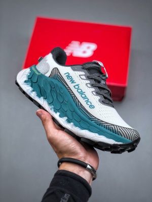 New Balanc.e Fresh Foam X More Trail v3 White Blue