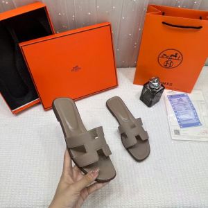 Hermes Paris Oran Flats For Her With OG Box & Carry Bag Taupe Brown Slide H38