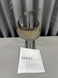 Gucc-i VERY PREMIUM QUALIY WITH DUAT BAG-3489 