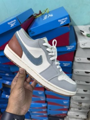 Air Jordan Retro 1 Low Sale