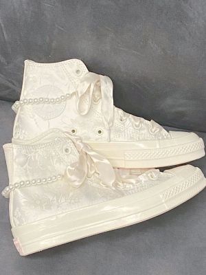 C_onversse 1970s Wedding Brocade High top white