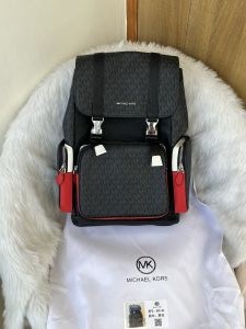 Michael_Kors_Hudson_Premium_Backpack_Highend