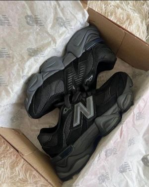 New_Balance  9060 tripple black 