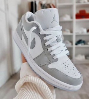 Nik_e Air Jordan 1 Low Wolf Grey Womens Fix