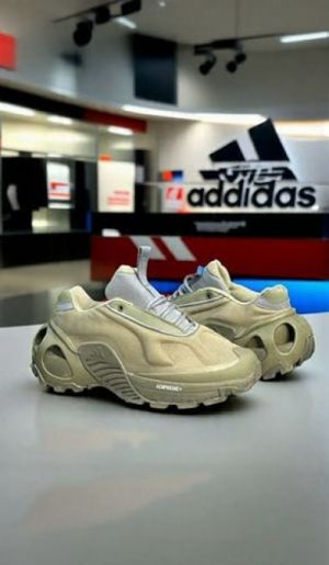 SALE ADIDA_SS WONDER RUNNER SAND FIX 