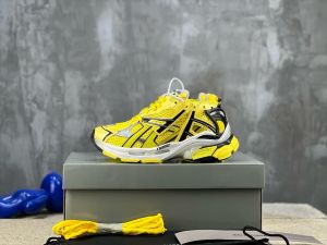 BALENCIAG.A RUNNER YELLOW BLACK SNEAKER