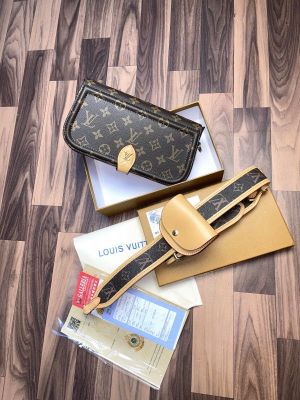 louiis_vuitton officier pouch sling bag with og dust bag & og box 256