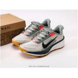 NIK_E REACTX PEGASUS TRAIL 6 NEXT NATURE FIX 