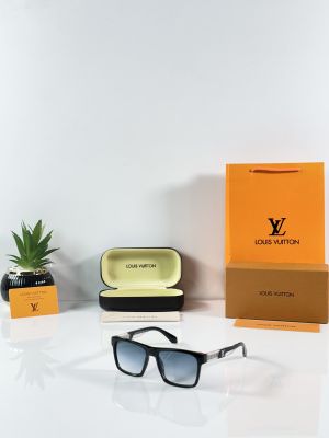 Louis_Vuitton_2191_Black_Blue