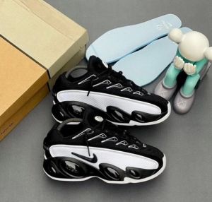 Nik_e Glide X Nocta Black white Fix