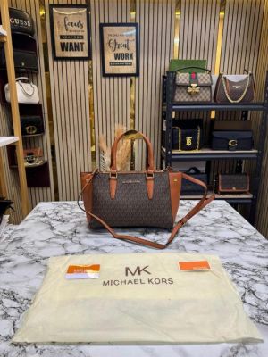Michael_Kors Laila Satchel Bag With Dust Bag (Brown) (V-M503)