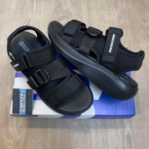 Skecher.s Go Recover Adjustable Straps All Black Sports Sandal