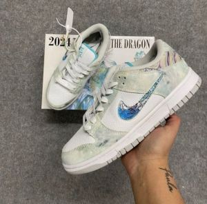 Dunk year of The Dragon Steam Puppet 604