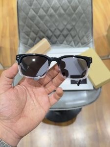 Paul hardy 6222 black white