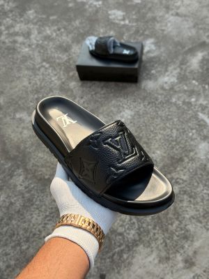 LV premium flip flop black 