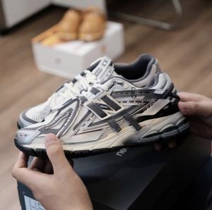 New Balanc.e 1906A Tech Explosion 