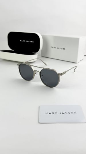 Marc Jacobs silver Black 5051