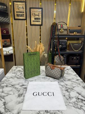 Gucc_i Ophidia GG Canvas Pochette With Dust Bag Including Carry Bag (Brown)