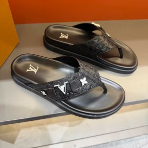 LOUI.S VUITTON 3D MONOGRAM PREMIUM SLIPPER BLACK WHITE 006