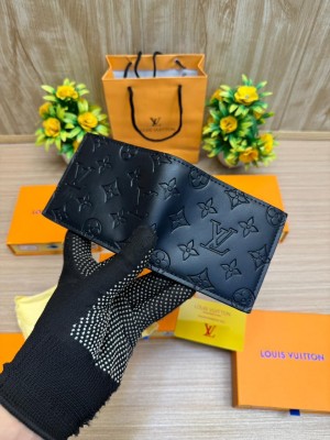 LV IMPORTED WALLET