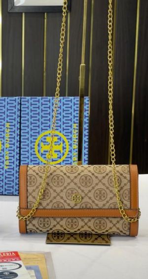 Tory_burch sling bag with og box and bill_6121