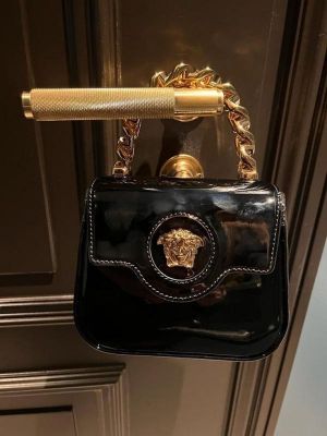Versace le medusa small handbag with og box(89220-black)