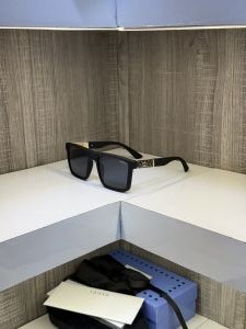 Gucc i 2511 (Matt Black)