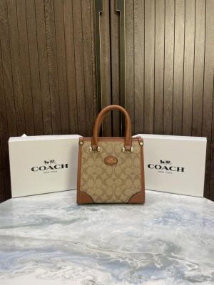 COAC_H hand bag with extra belt and folding box 203
