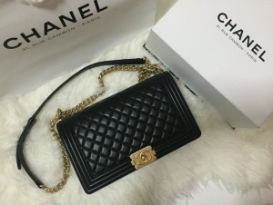 Chanel_flap_handbag_with_og_box_and_dust_bag_big_size_black_707