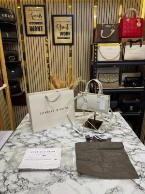 Charle_s & Keith Kerry Mini Tote Bag White Including Carry Bag (80781400)